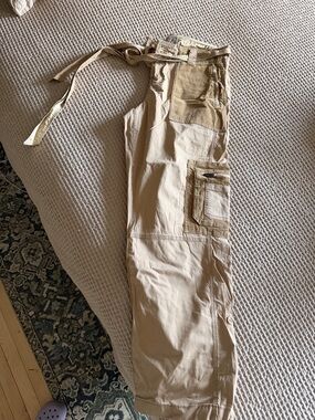 Women’s Abercrombie and Fitch Cargo Pant